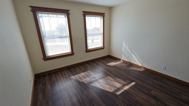 111 W Morning Dove Drive, Azle, TX 76020