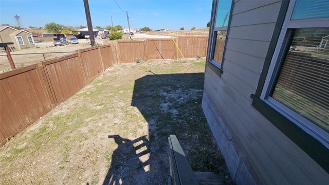 111 W Morning Dove Drive, Azle, TX 76020