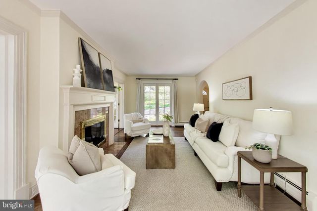 4118 WOODBINE ST, Chevy Chase, MD 20815
