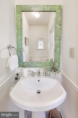 4118 WOODBINE ST, Chevy Chase, MD 20815