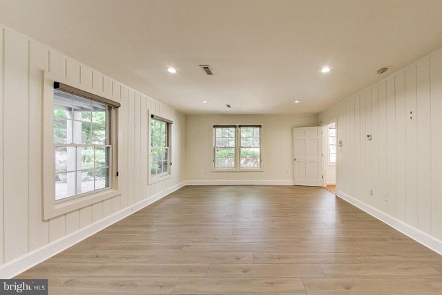 4118 WOODBINE ST, Chevy Chase, MD 20815
