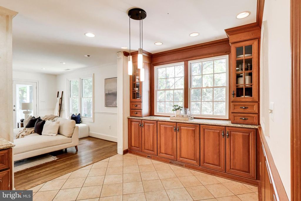 Image 19 of property listing at 4118 WOODBINE ST, Chevy Chase, MD 20815