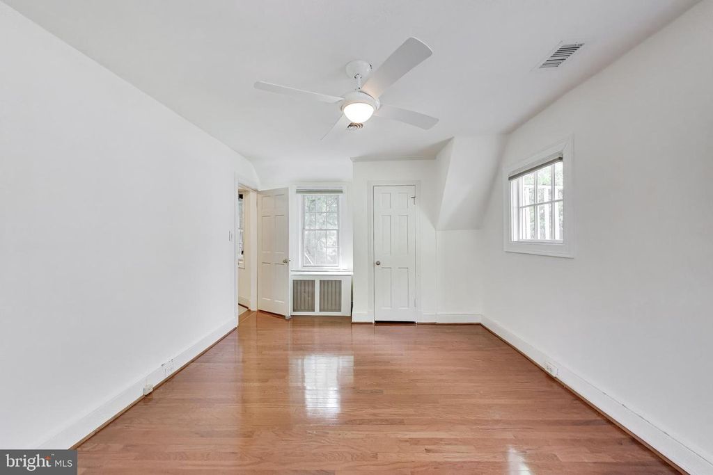 Image 39 of property listing at 4118 WOODBINE ST, Chevy Chase, MD 20815