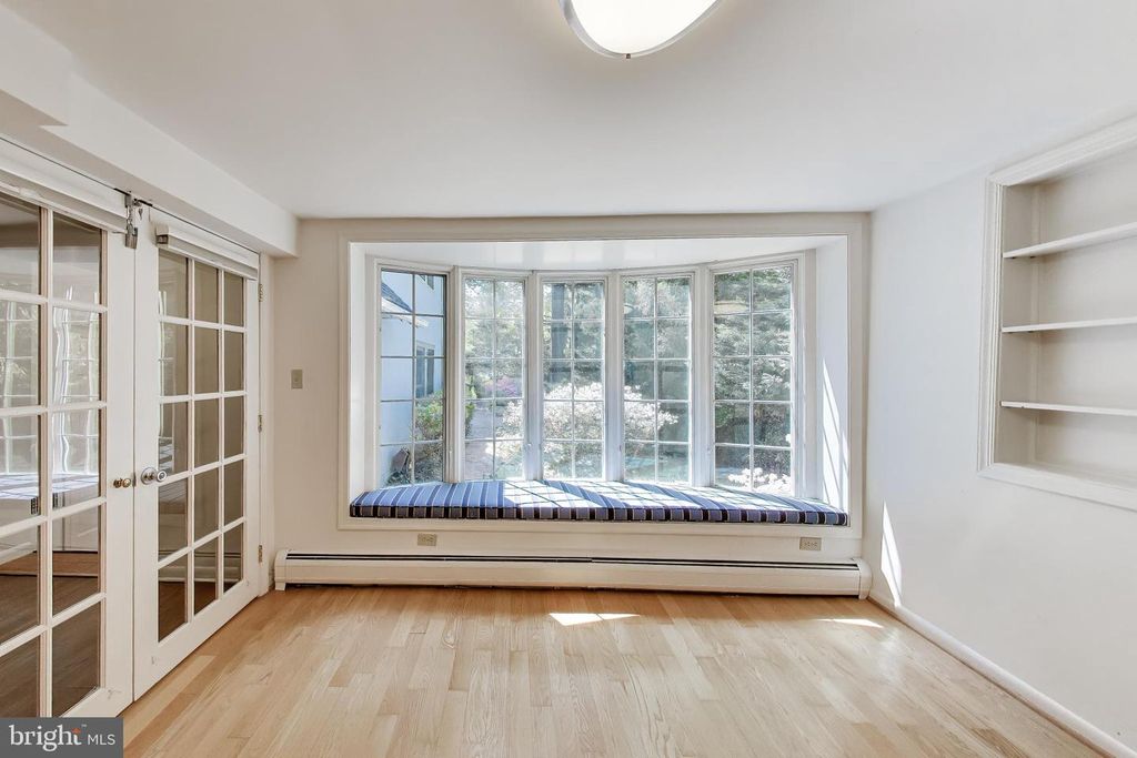 Image 46 of property listing at 4118 WOODBINE ST, Chevy Chase, MD 20815