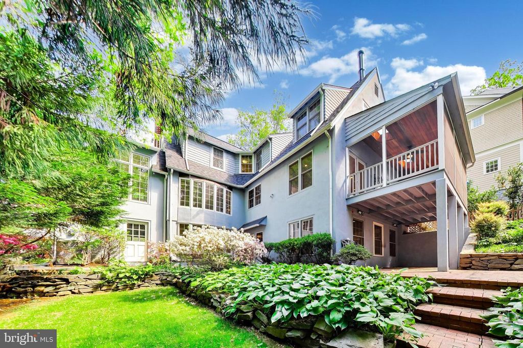 Image 61 of property listing at 4118 WOODBINE ST, Chevy Chase, MD 20815