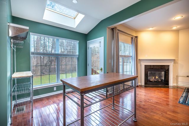 811 Huntington Drive, Fishkill, NY 12524