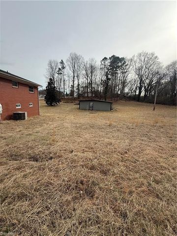 5157 Elmwood Street, Trinity, NC 27370