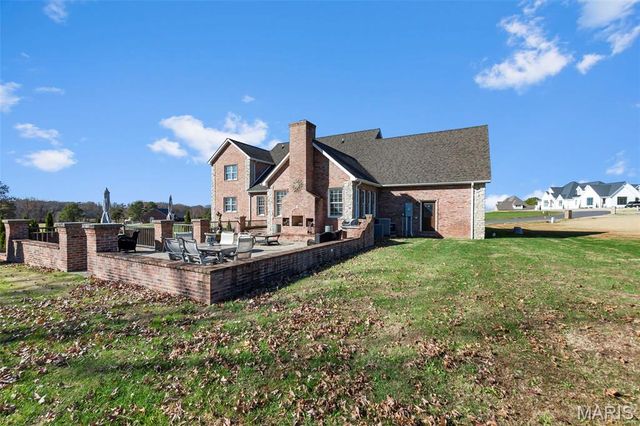 14160 Augusta Circle, Dexter, MO 63841