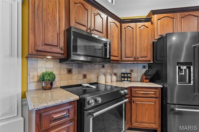 14160 Augusta Circle, Dexter, MO 63841