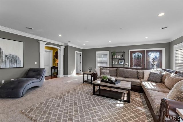 14160 Augusta Circle, Dexter, MO 63841