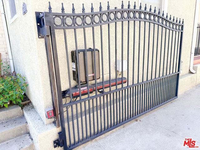 359 Blackshear Avenue, Los Angeles, CA 90022