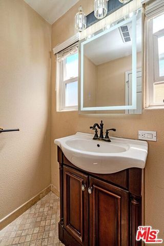 359 Blackshear Avenue, Los Angeles, CA 90022