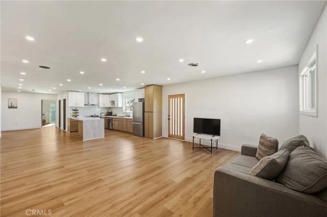 7830 Casa Blanca, Riverside, CA 92504