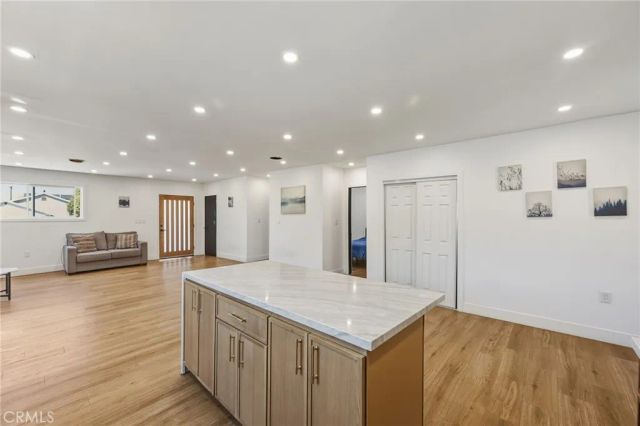 7830 Casa Blanca, Riverside, CA 92504