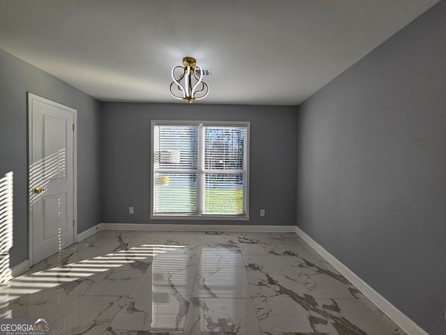 391 Park Ridge Circle, Riverdale, GA 30274