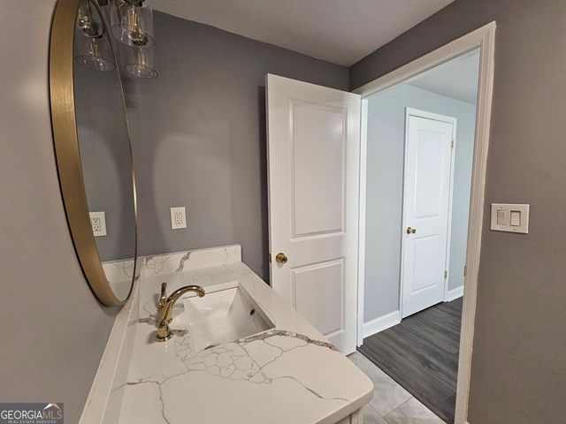 391 Park Ridge Circle, Riverdale, GA 30274