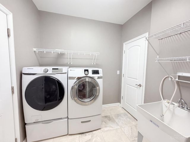 8016 Stonegate Drive, Anderson Twp, OH 45255