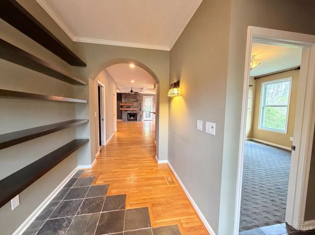 8016 Stonegate Drive, Anderson Twp, OH 45255