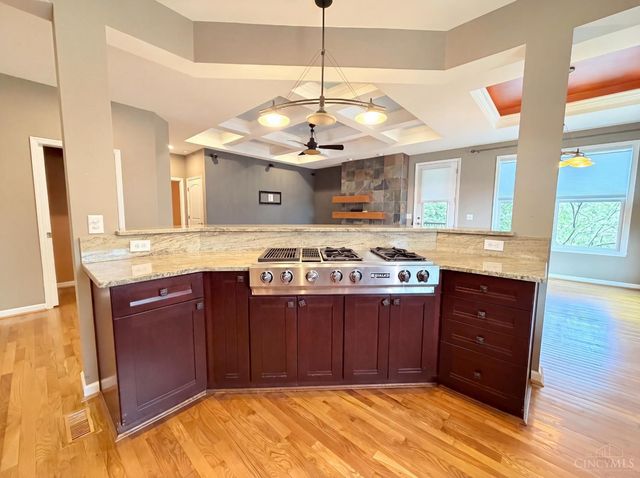 8016 Stonegate Drive, Anderson Twp, OH 45255