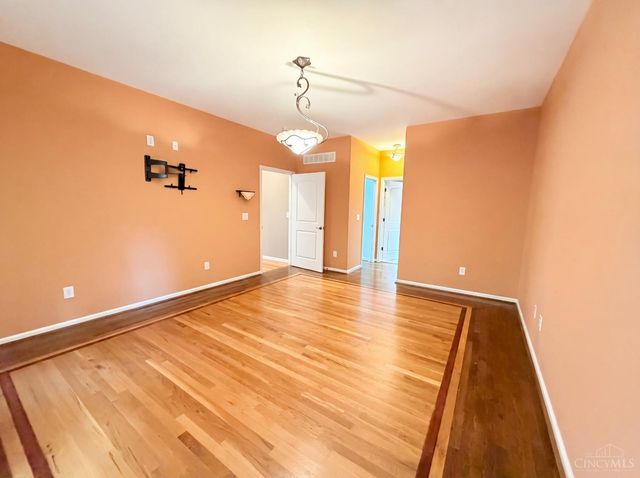 8016 Stonegate Drive, Anderson Twp, OH 45255