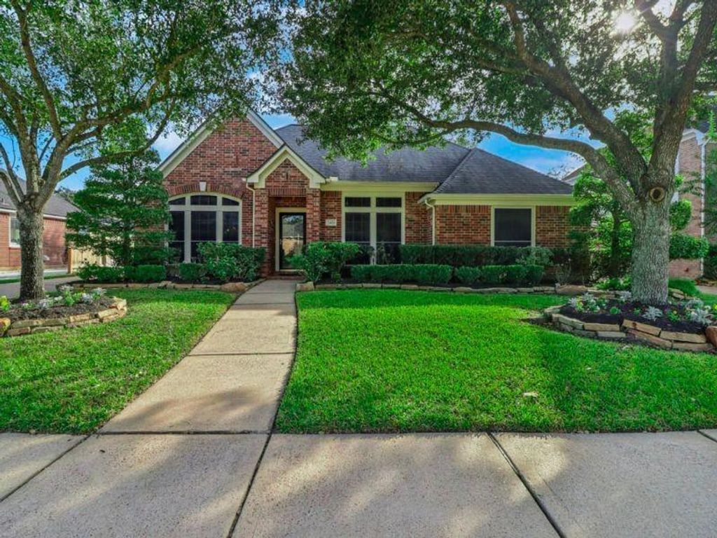 2431 Alberton Lane, Pearland, TX 77584