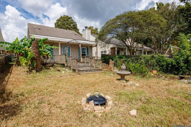 7111 Point Avery Dr, Baton Rouge, LA 70817