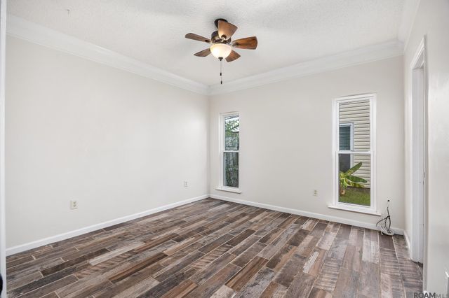 7111 Point Avery Dr, Baton Rouge, LA 70817