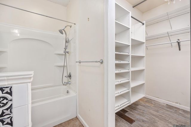 7111 Point Avery Dr, Baton Rouge, LA 70817