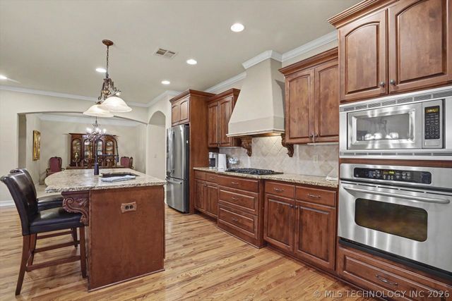 9306 S 76th East Avenue, Tulsa, OK 74133
