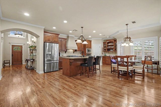 9306 S 76th East Avenue, Tulsa, OK 74133