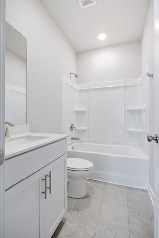 828 Ewell Farm Dr, Spring Hill, TN 37174