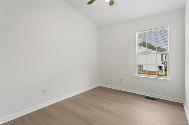 104 Monument CT, Yorktown, VA 23693
