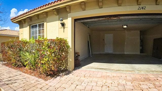 2142 SW Newport Isles Boulevard, Port St. Lucie, Port St Lucie, FL 34953