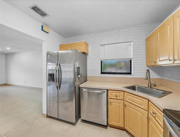 3413 Cocoplum Circle 3407, Coconut Creek, FL 33063