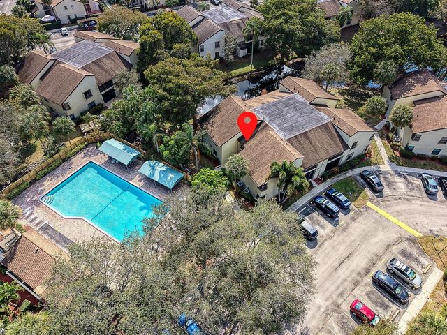 3413 Cocoplum Circle 3407, Coconut Creek, FL 33063