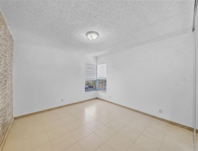 3413 Cocoplum Circle 3407, Coconut Creek, FL 33063