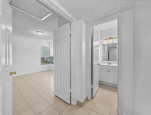 3413 Cocoplum Circle 3407, Coconut Creek, FL 33063