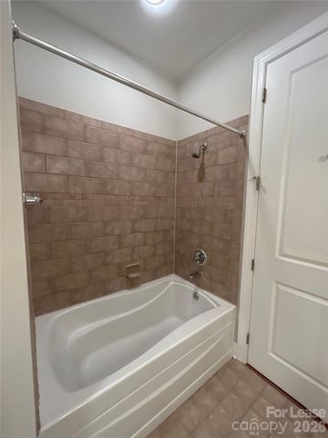 230 S Tryon Street 603, Charlotte, NC 28202