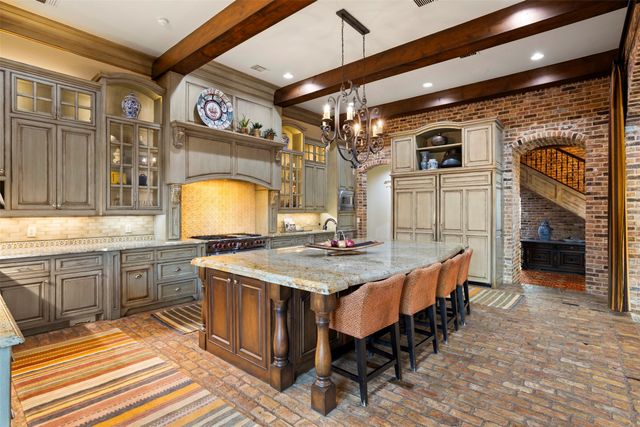 1096 Roadrunner Road, Bartonville, TX 76226