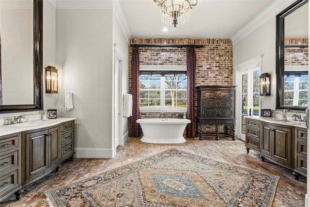 1096 Roadrunner Road, Bartonville, TX 76226