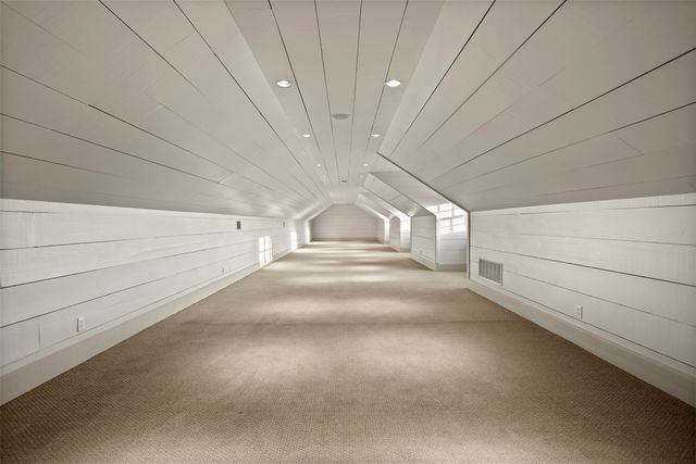 1096 Roadrunner Road, Bartonville, TX 76226