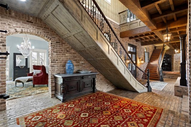 1096 Roadrunner Road, Bartonville, TX 76226