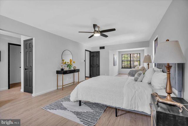 134 COUNTRY LN, Sicklerville, NJ 08081