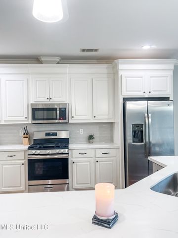 162 Sweetbriar Circle, Canton, MS 39046