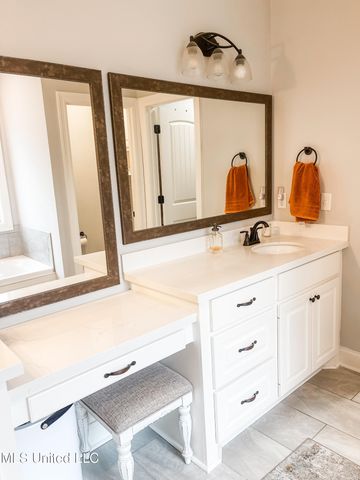 162 Sweetbriar Circle, Canton, MS 39046