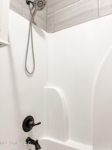 162 Sweetbriar Circle, Canton, MS 39046