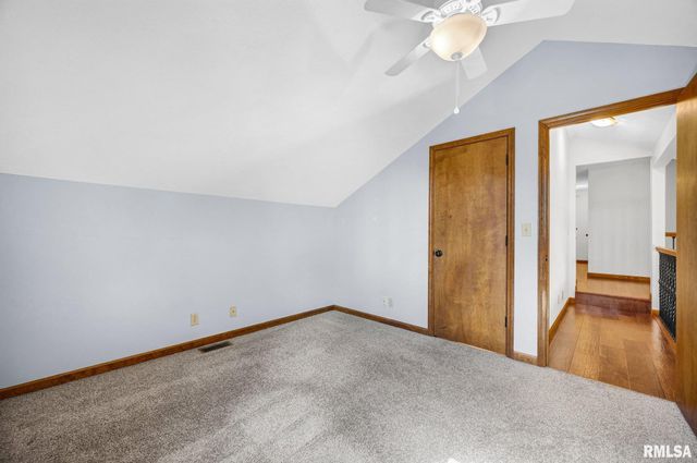 138 KNOLLCREST Avenue, Morton, IL 61550