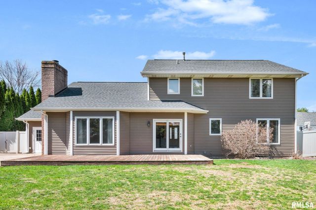138 KNOLLCREST Avenue, Morton, IL 61550