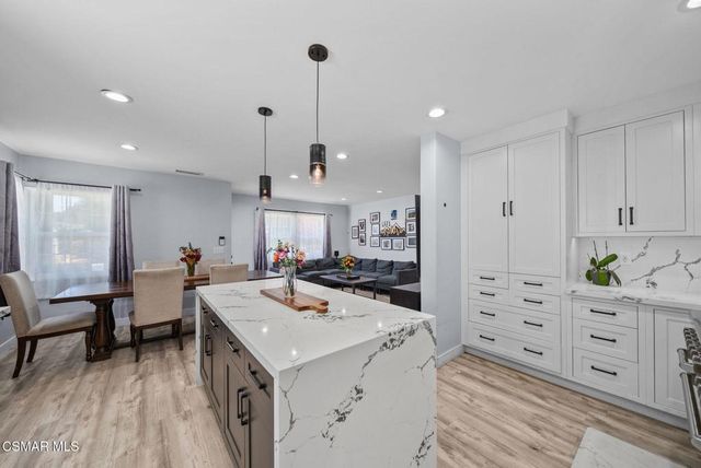 8787 Colbath Avenue, Panorama City, CA 91402