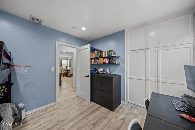 8787 Colbath Avenue, Panorama City, CA 91402
